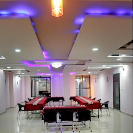 Hotel Shivam Fort View, Chittorgarh Zewnętrze zdjęcie